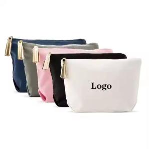 Thick White Toiletry Storage Cotton Canvas Wash Bag Custom Logo Printing Thread Zipper Bag Zipper Pouch Customized Cosmetic bag