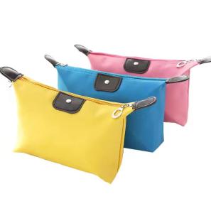 Personalized Cheap Lightweight Waterpoof Lazy Makeup Bag Woman Candy Color Cosmetic Bag Pouch with Printed Logo